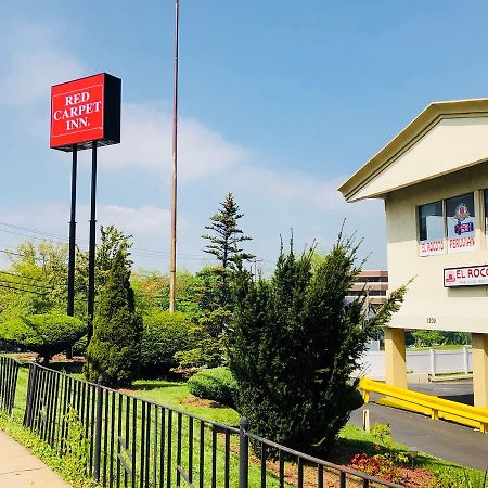 Red Carpet Inn - Стэмфорд Экстерьер фото