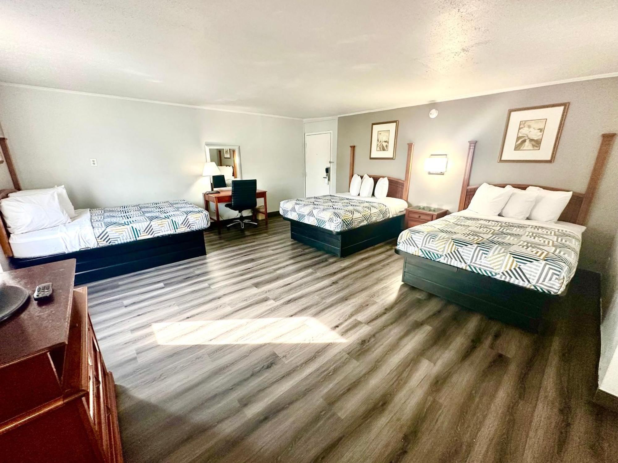 Red Carpet Inn - Стэмфорд Экстерьер фото